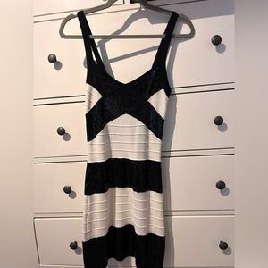 Y2K Forever 21 bodycon dress- black sequin! Size small